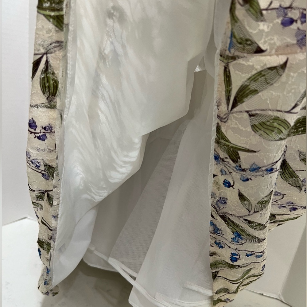 Badgley Mischka Kids Dress in Cream and Blue Floral - Picture 10 of 12